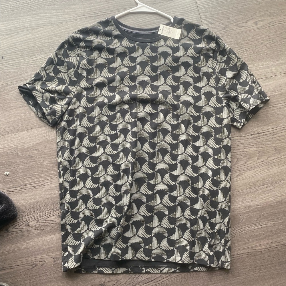 Express t shirt size large